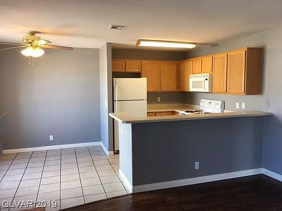 5th image of 2970 Juniper Hills Blvd Unit 201