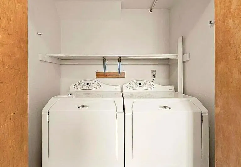 Unit Photo