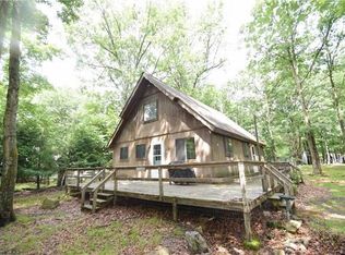 70 Bishop Cir, Albrightsville, PA 18210