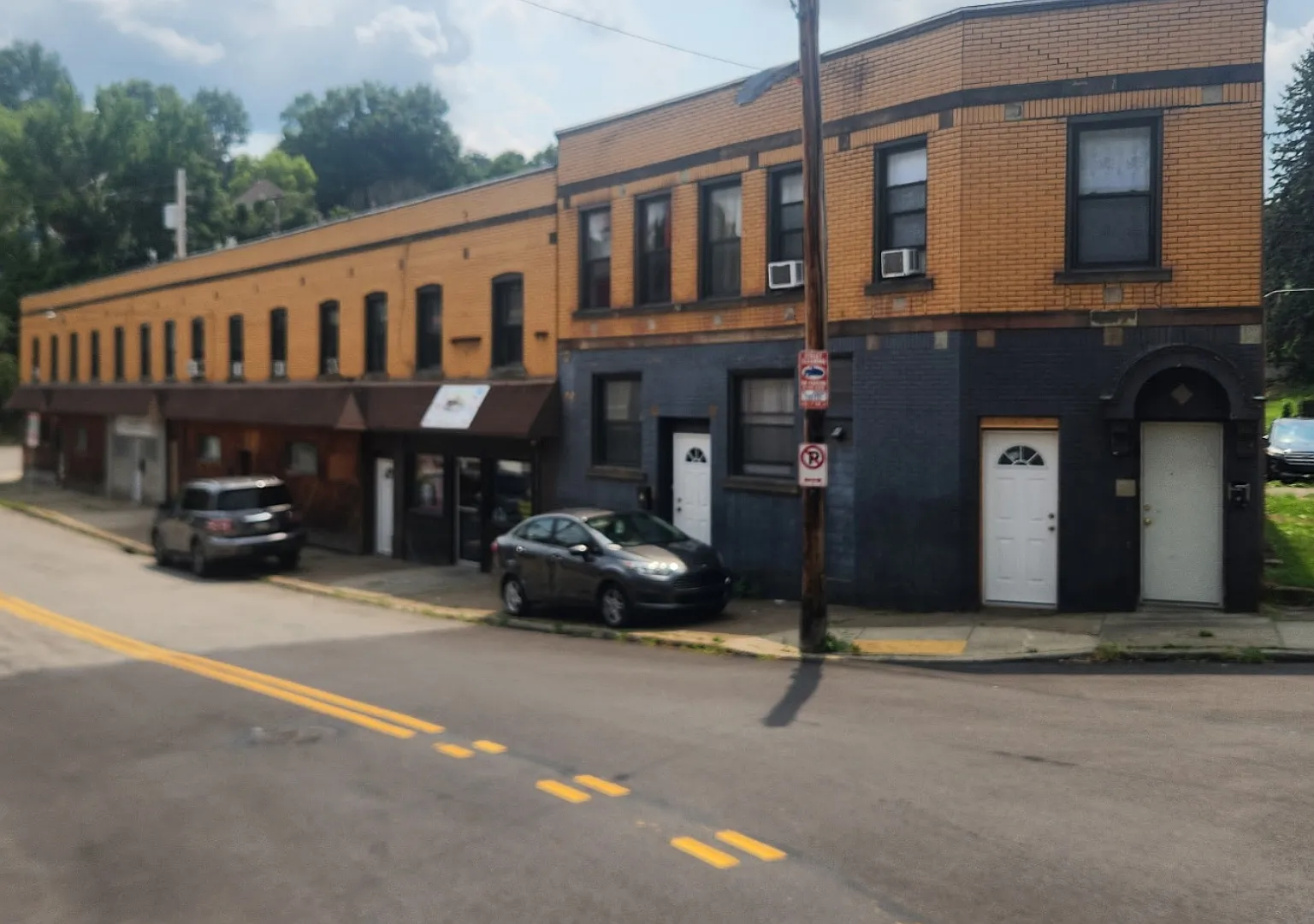 2 bed, 800 sqft, $1,367 — Photo 1