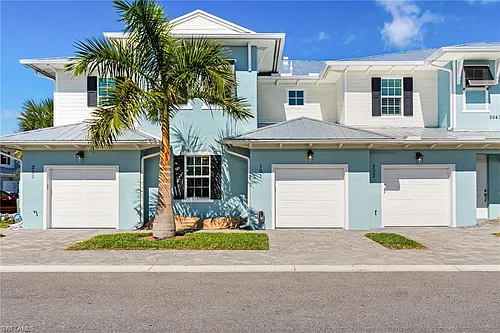 26430 Coco Cay Cir #101 Photo 1
