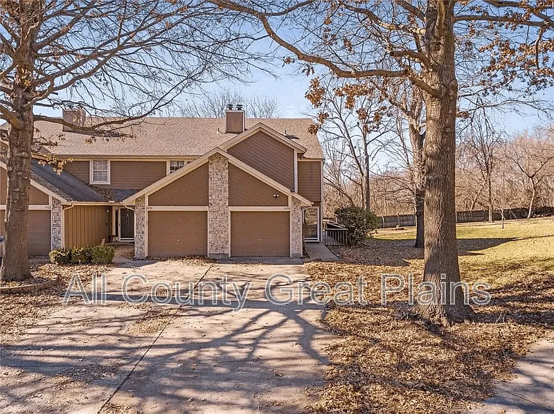 1400 NW Jefferson Ct