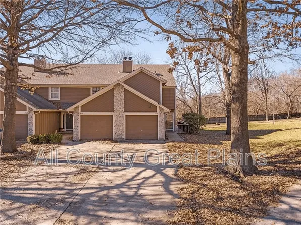 1400 NW Jefferson Ct, Blue Springs, MO 64015
