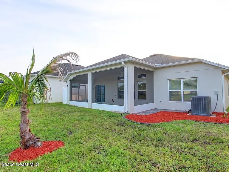 4188 Trovita Cir W — Photo 31