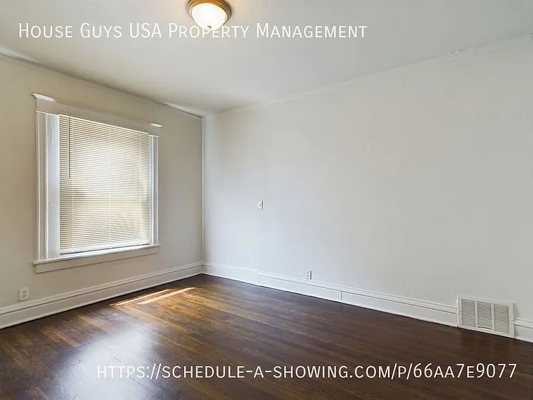 3939 Troost Ave — Photo 11