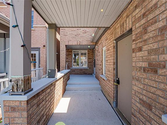 5th image of 146 Olympia Cres