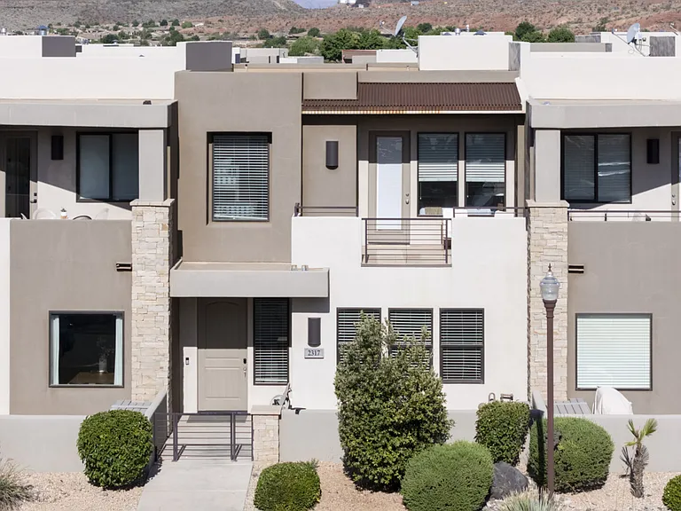 N Canyon Greens Dr — Photo 36