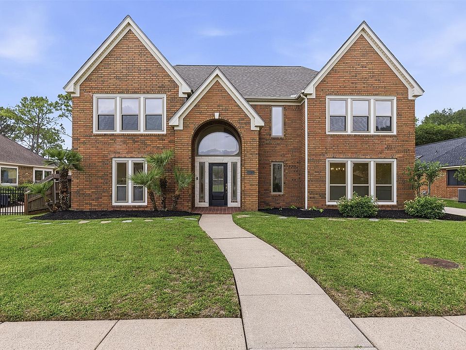 1st image of 2312 Pebble Beach Dr