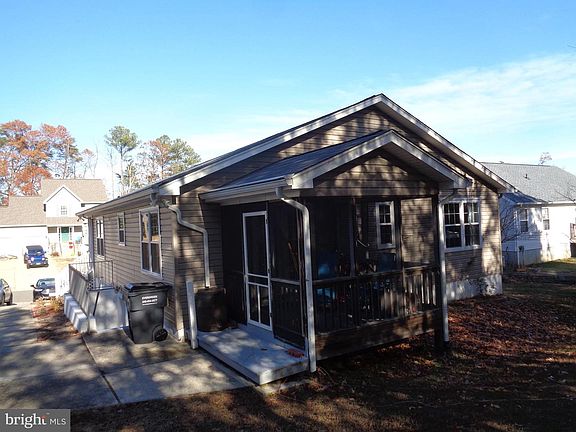 4th image of 46711 Sandalwood St