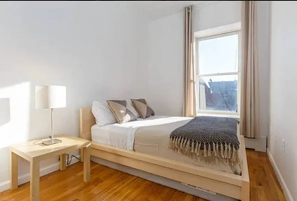 Rented by Paramount And Bond Real Estate | media 10