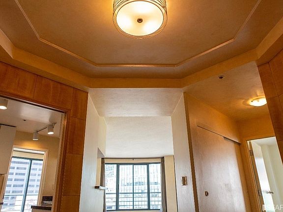 5th image of 300 3rd St APT 1001