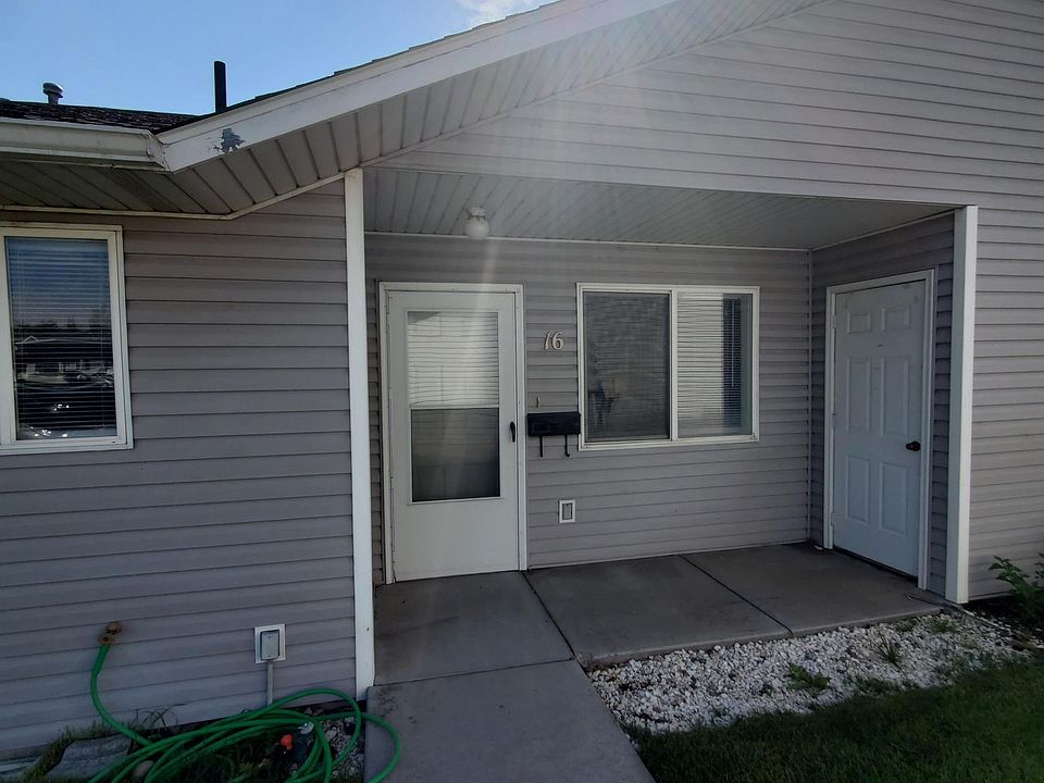1st image of 1601 Falcon Dr #16