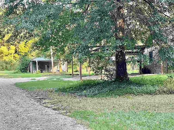 2nd image of 435 County Road 4809