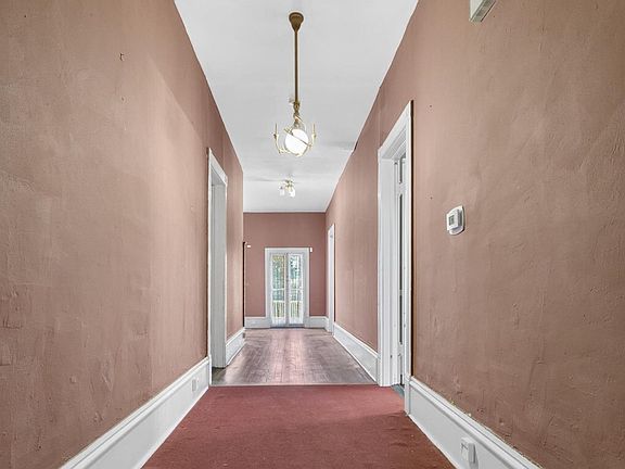 33rd image of 214 South St E