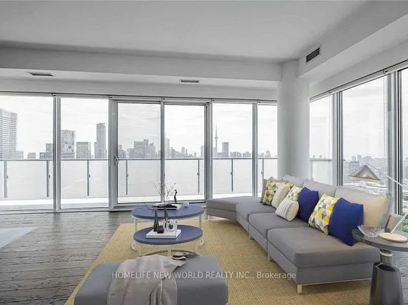 65 Saint Mary St, Toronto, ON