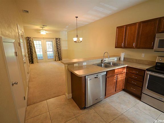 2nd image of 2945 SW 35th Pl #13