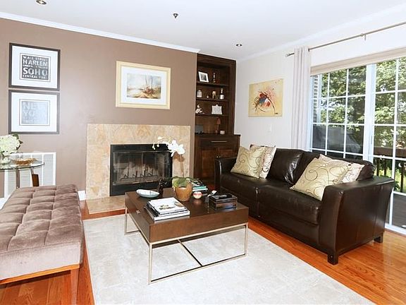 4th image of 229 Mallard Ct