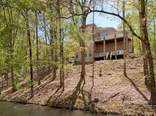 208 Ashlawn Ct, Florence, AL 35634