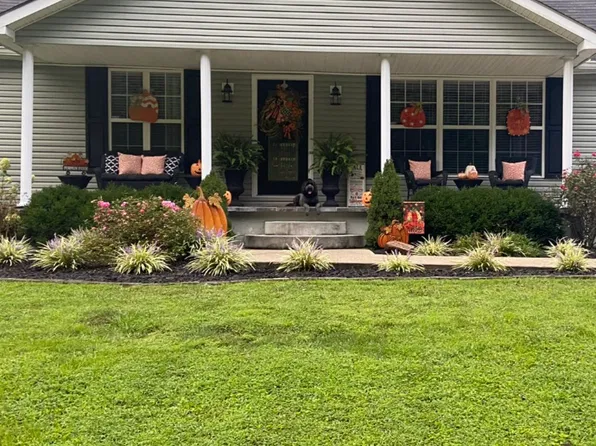 93 Red Oak Br, Sassafras, KY 41759