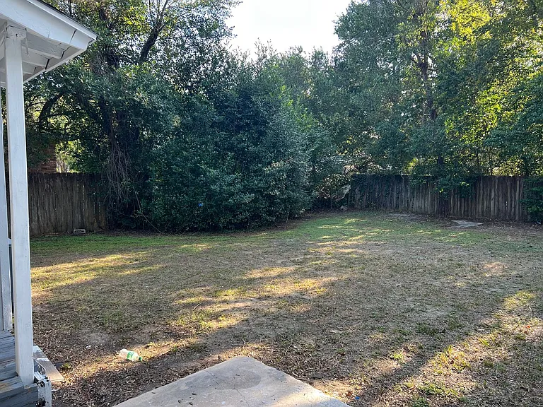 113 Rue Max St — Photo 12