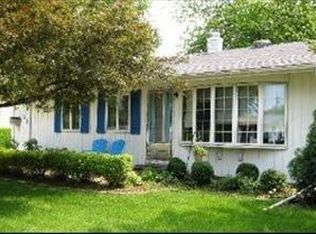 3 E Streamwood Blvd, Streamwood, IL 60107