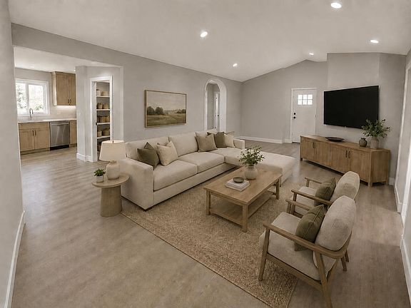 4th image of 2132 Brookfield Dr
