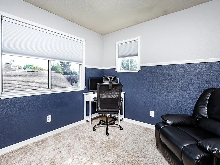 1217 Chesapeake Dr — Photo 13
