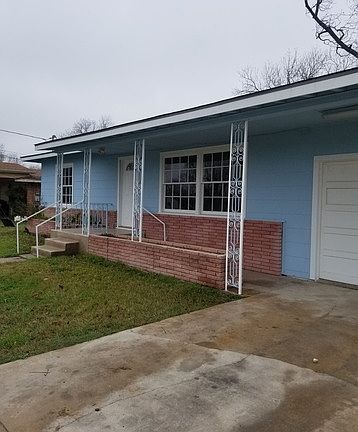 3rd image of 2411 Tillie Dr