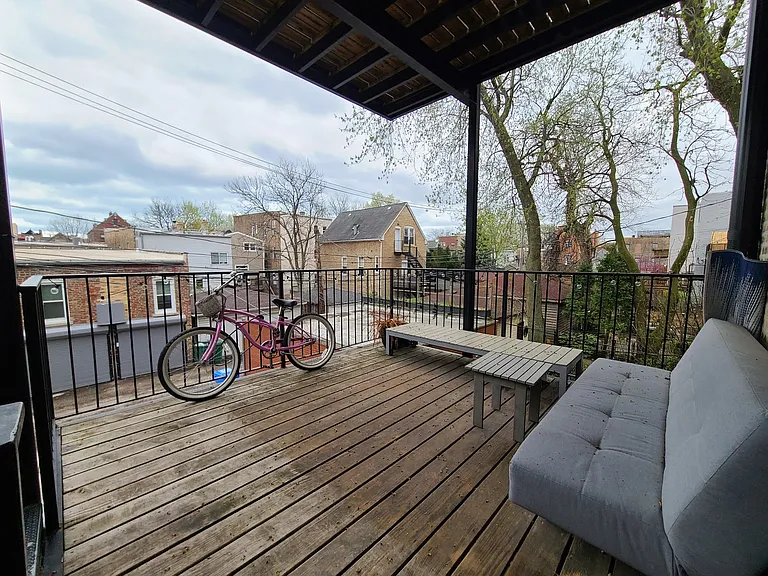 1135 N Damen Ave #R — Photo 9