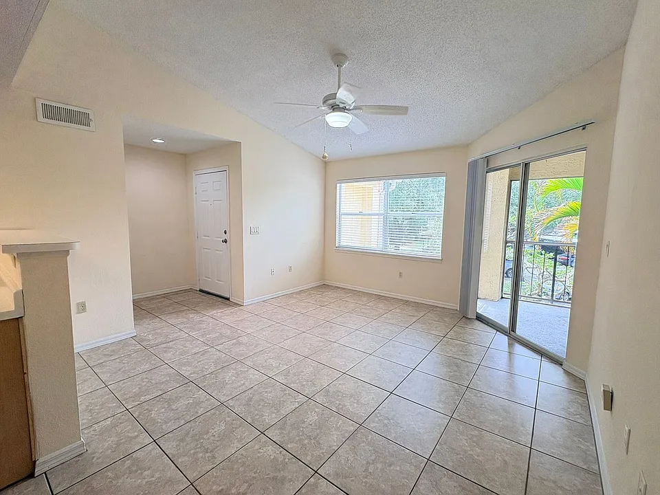 12630 Equestrian Cir #1804