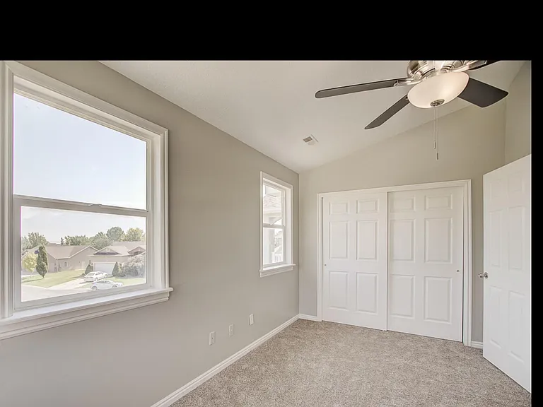 36 E Summer Pl — Photo 17
