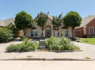1608 Tanglewood Dr, Wichita Falls, TX 76309