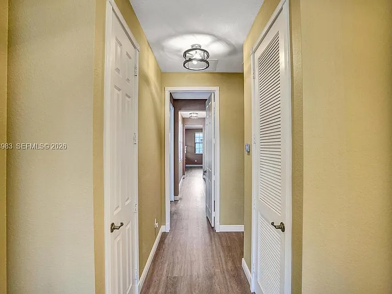 823 NW 82nd Ln — Photo 83