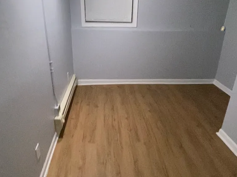 5253 W Montrose Ave #B — Photo 3