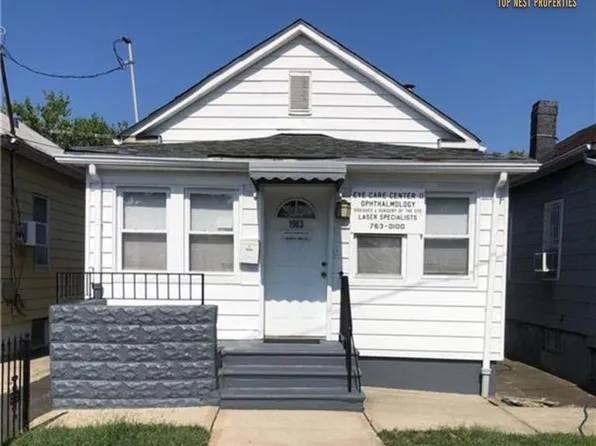 1983 Rockaway Parkway image 1 of 3