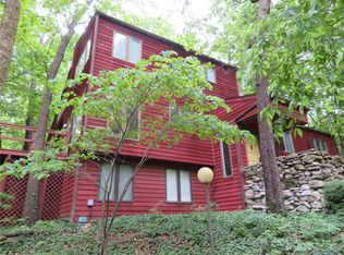 3204 Whitford Pl, Godfrey, IL 62035