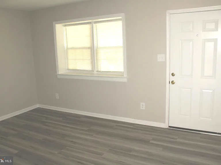731 Denton Cir — Photo 7