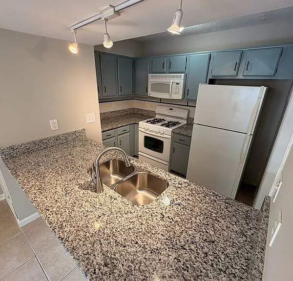 6085 Sand Wedge Cir NW — Photo 9