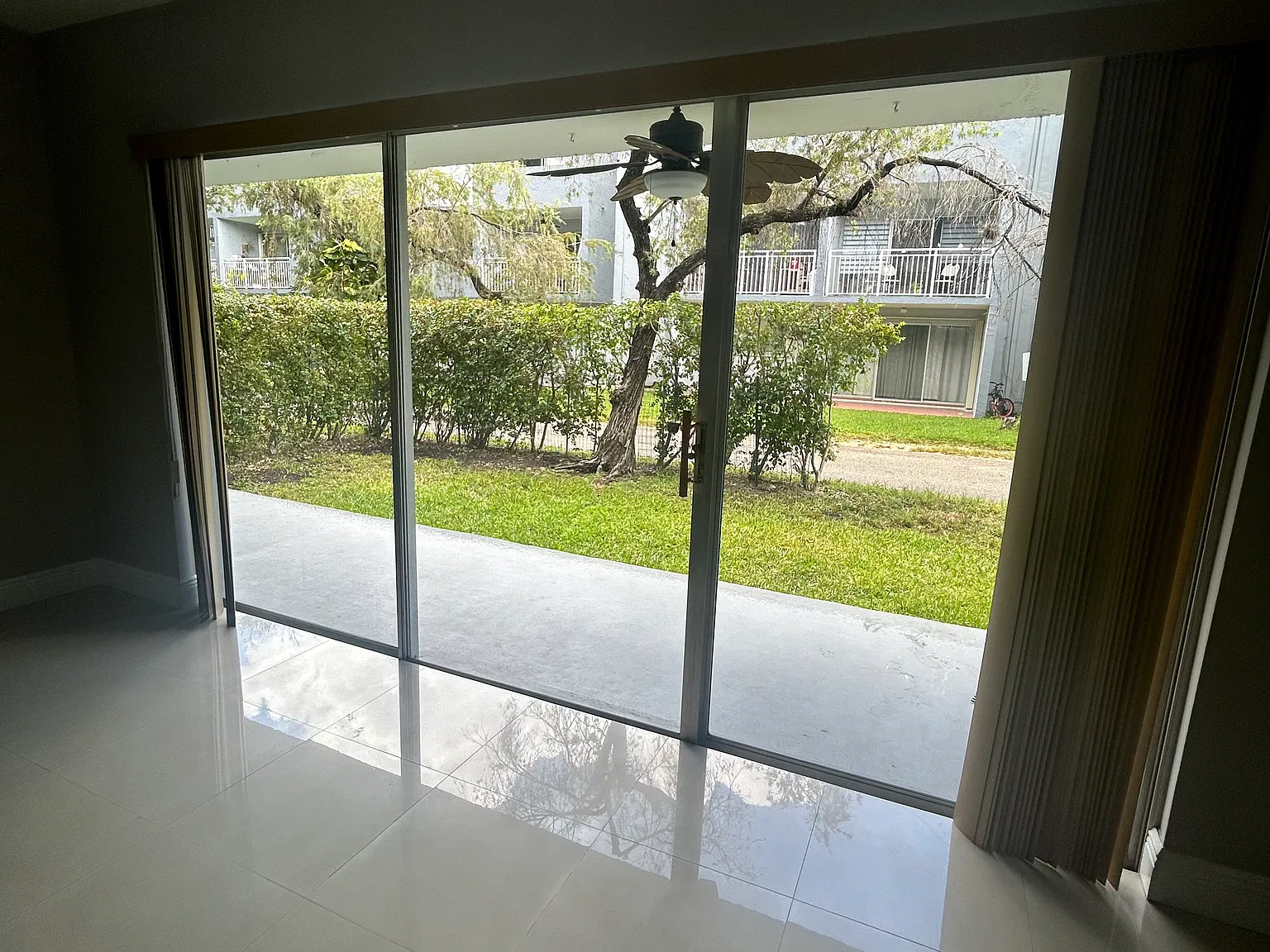 9373 Fontainebleau Blvd — Photo 3