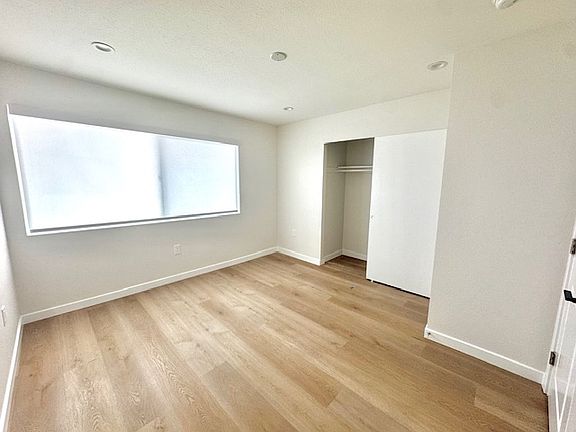 5th image of 1302 Amethyst St #1C