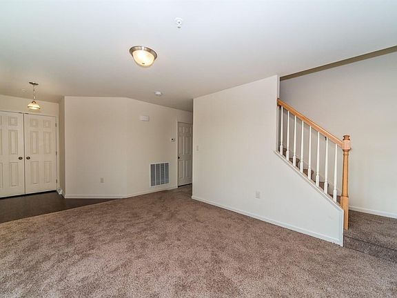 5th image of 275 Wildflower Dr #33