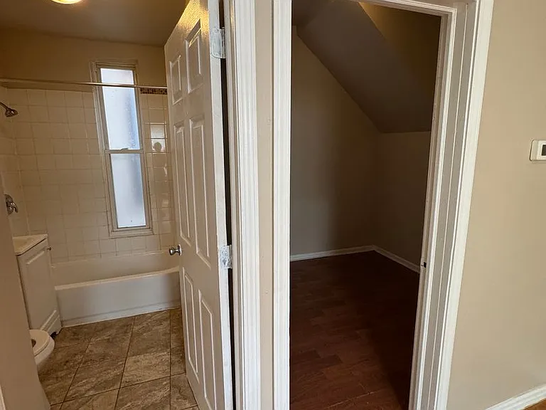 5932 S Morgan St — Photo 14