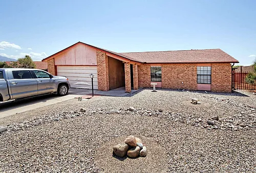 4542 Pyrite Ct NE Photo 1