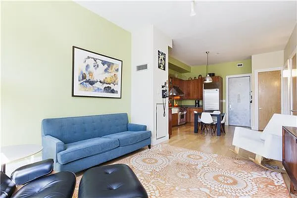 Sold by (Legacy) Elegran | media 1