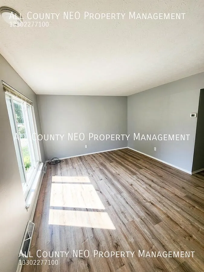 Move in ready 4 BR home - Apply today before it is gone! — Photo 4