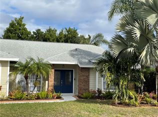 4639 Classique Dr, Sarasota, FL 34243