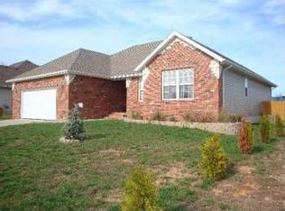 2905 Garton Rd, Ozark, MO 65721
