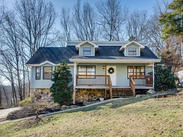 8914 Quail Run Dr, Chattanooga, TN 37421
