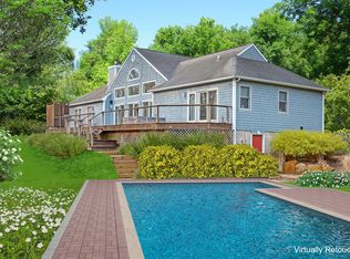 533 Hands Creek Rd, East Hampton, NY 11937