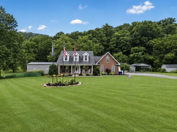 454 Campbell Hollow Rd, Bethpage, TN 37022